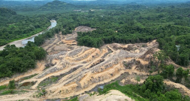 Progres pembangunan PLTA Kayan