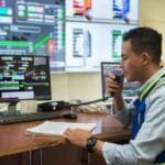Karyawan PTBA saat menggunakan aplikasi CISEA (Corporate Information System and Enterprise Application) Karyawan PTBA saat menggunakan aplikasi CISEA (Corporate Information System and Enterprise Application)