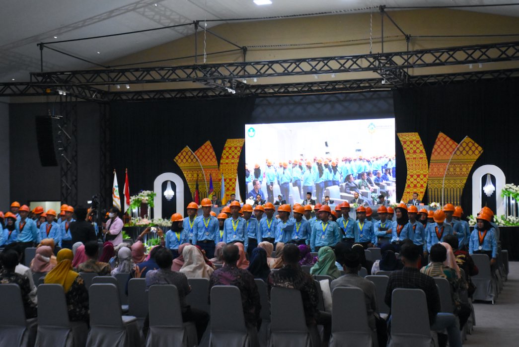 Wisuda Angkatan I-IV Akademi Komunitas Industri Pertambangan Bukit Asam (AKIPBA), Rabu (2/11/2022)