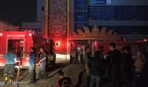 Suasana pasca kebakaran di gedung PLN UI WS2JB, Selasa (1/11/2022) malam Suasana pasca kebakaran di gedung PLN UI WS2JB, Selasa (1/11/2022) malam