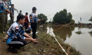 Lomba memancing dalam rangka HUT ke-19 Ogan Ilir Lomba memancing dalam rangka HUT ke-19 Ogan Ilir