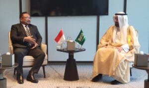 Menag Yaqut bertemu Menteri Haji Arab Saudi Tawfiq F Al Rabiah, di Jeddah