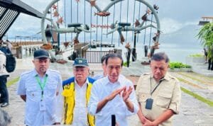 Presiden Joko Widodo memberi keterangan pers kepada awak media usai meninjau Kawasan Wisata Bunaken, Kota Manado, Provinsi Sulawesi Utara, Jumat (20/1/2023) Presiden Joko Widodo memberi keterangan pers kepada awak media usai meninjau Kawasan Wisata Bunaken, Kota Manado, Provinsi Sulawesi Utara, Jumat (20/1/2023)