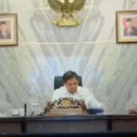 Menko Perekonomian Airlangga Hartarto (tengah) mengumumkan Program Kartu Prakerja Skema Normal Menko Perekonomian Airlangga Hartarto (tengah) mengumumkan Program Kartu Prakerja Skema Normal