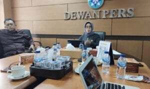 Dr Ninik Rahayu SH MS terpilih menjadi Ketua Dewan Pers sisa masa periode keanggotaan 2022 - 2025, melalui keputusan rapat pleno Anggota Dewan Pers, di Jakarta, Jumat (13/1/2022). Dr Ninik Rahayu SH MS terpilih menjadi Ketua Dewan Pers sisa masa periode keanggotaan 2022 - 2025, melalui keputusan rapat pleno Anggota Dewan Pers, di Jakarta, Jumat (13/1/2022).
