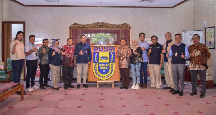 Direksi PLN Icon Plus melakukan kunjungan kerja ke PT Pupuk Sriwidjaja, Palembang, Sumatera Selatan, Kamis (19/1/2023)