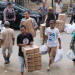 PLN UP3 Lahat bersama Yayasan Baitul Maal (YBM) PLN UID S2JB menyalurkan bantuan berupa sembako, pakaian, peralatan masak, material bangunan, dan obat - obatan kepada Korban yang terdampak Banjir Bandang.