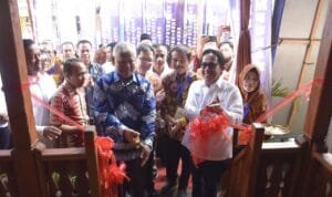 Dirut PT Bukit Asam Tbk Arsal Ismail meresmikan Kantor Sekretariat Perkumpulan Pensiunan Karyawan Bukit Asam (PPKBA)