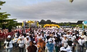 PTBA berkolaborasi dengan Biofarma, Sucofindo, Jamkrindo, KAI, dan Adhi Karya menggelar Jalan Sehat Bersama BUMN