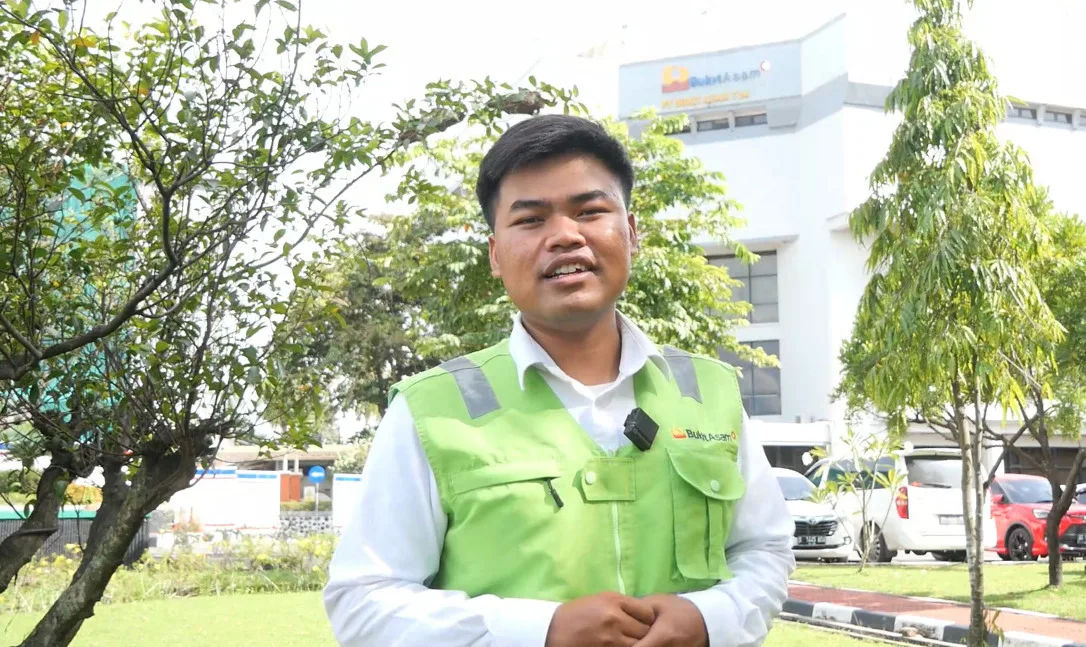 Sulikin, anak seorang petani di Desa Tanjung Karangan, penerima Program Beasiswa Pendidikan Sekitar PT Bukit Asam Tbk (Bidiksiba) Sulikin, anak seorang petani di Desa Tanjung Karangan, penerima Program Beasiswa Pendidikan Sekitar PT Bukit Asam Tbk (Bidiksiba)
