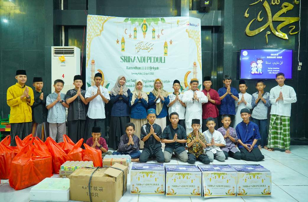 Srikandi Bukit Asam menggelar kegiatan sosial di momen Ramadan 1444 H
