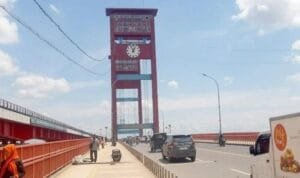 Jembatan Ampera