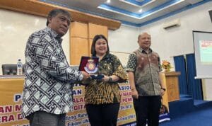Universitas Darma Agung (UDA), menggelar Seminar Nasional bertema 'Peran Mahasiswa Membangun Komunikasi Politik di Era Demokrasi Digital Menjelang Pemilu 2024' di Hermina Centre, Jalan TD Pardede, Medan, Rabu (7/6/2023) sore