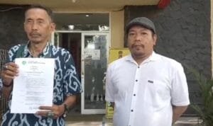 Sonny Kushardian bersama kuasa hukumnya Oktaf Riady SH Sonny Kushardian bersama kuasa hukumnya Oktaf Riady SH