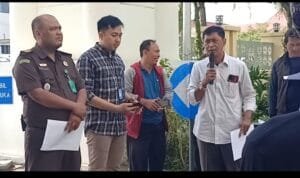 Puluhan warga tergabung DPW Masyarakat Sadar Korupsi Indonesia (MSKI-I) Sumsel Mendatangi Kejari Palembang, Pada Kamis (3/8/2023)