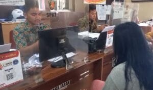 EA (37), ibu rumah tangga jadi korban penganiayaan saat melapor ke Polrestabes Palembang