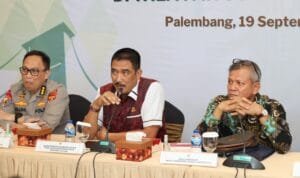 Konferensi Pers Sosialisasi Terkait Tindak Pidana Sektor Jasa Keuangan di Wilayah Sumatera Selatan, Selasa (19/9/2023)