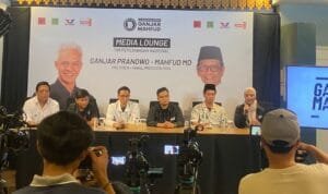 Tim Pemenangan Muda (TPM) Ganjar-Mahfud saat memberikan keterangan pers Tim Pemenangan Muda (TPM) Ganjar-Mahfud saat memberikan keterangan pers